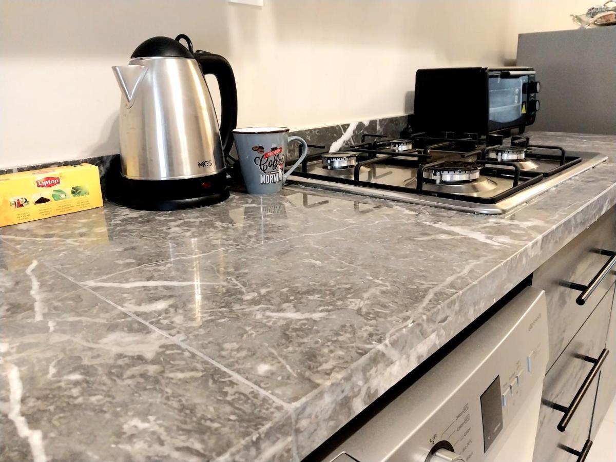 Cosy Appartement Proche De L'Aeroport Mohamed 5 Deroua Екстериор снимка